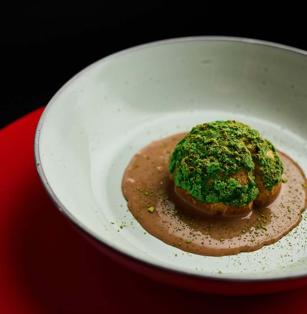 Matcha veterník s čokoládovou omáčkou